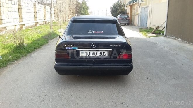 Mercedes E 200 1993, 325,460 km - 2.0 l - Bakı