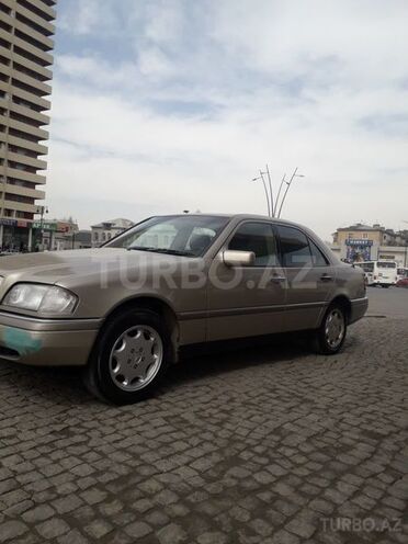 Mercedes C 230 1997, 300,000 km - 2.3 л - Bakı