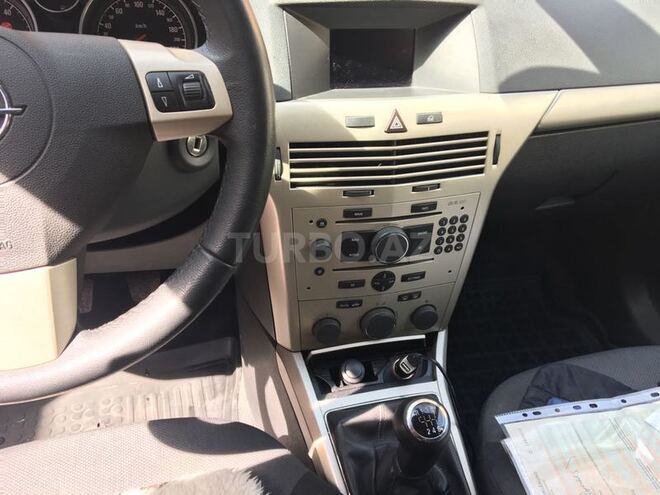 Opel Astra 2008, 220,000 km - 1.7 l - Bakı