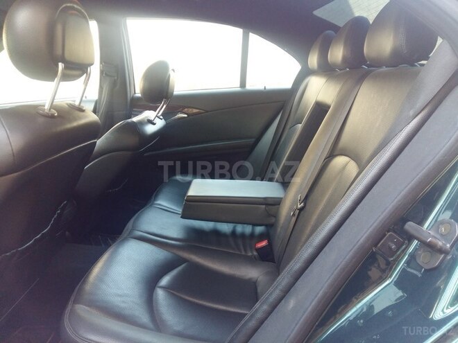 Mercedes E 220 2004, 215,662 km - 2.2 л - Şirvan