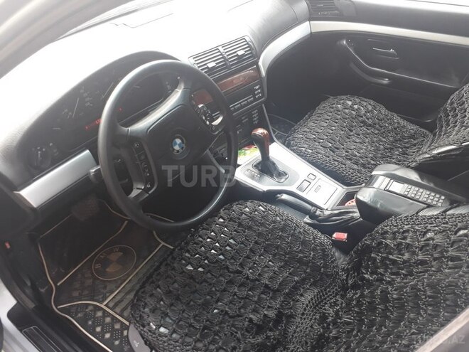 BMW 528 1997, 280,000 km - 2.8 l - Sumqayıt