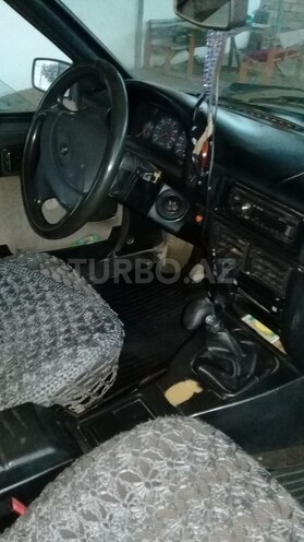 IJ 2126 Oda 2004, 1,200 km - 1.7 l - Salyan