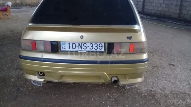 IJ 2126 Oda 2004, 1,200 km - 1.7 l - Salyan