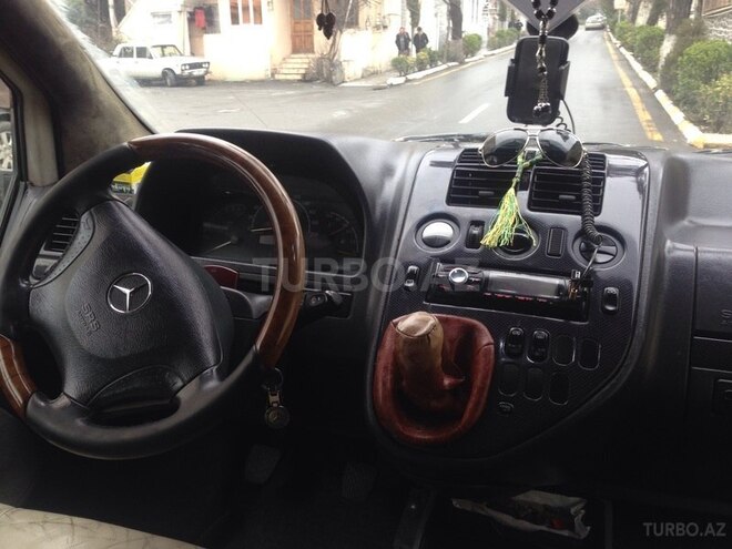 Mercedes Vito 2001, 487,000 km - 2.2 л - Zaqatala