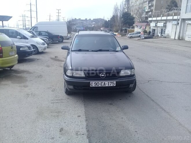 Opel Astra 1995, 204,290 km - 1.8 l - Bakı