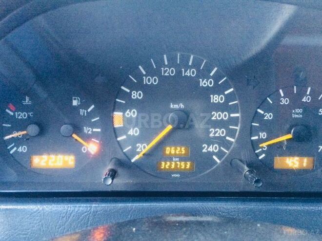 Mercedes C 220 1994, 323,753 km - 2.2 l - Gəncə