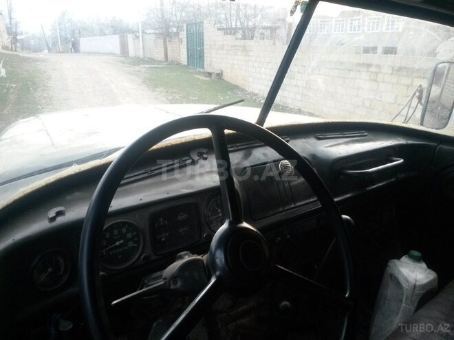 ZIL 131 1991, 400,000 km - 4.5 l - Quba