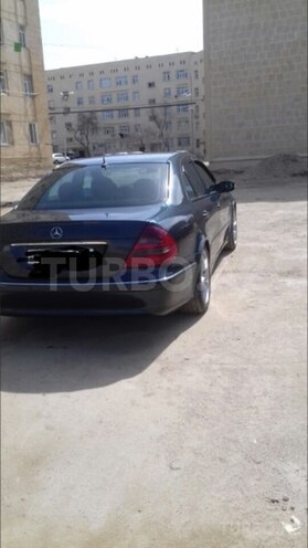 Mercedes E 220 2003, 226,000 km - 2.2 л - Bakı