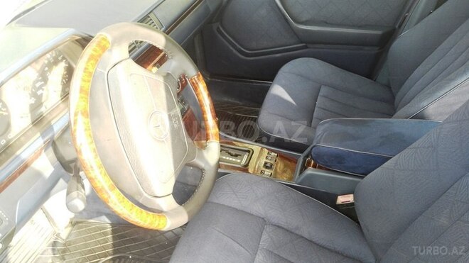 Mercedes E 300 1994, 400,000 km - 3.0 l - Bakı