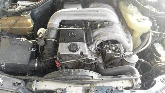 Mercedes E 300 1994, 400,000 km - 3.0 l - Bakı