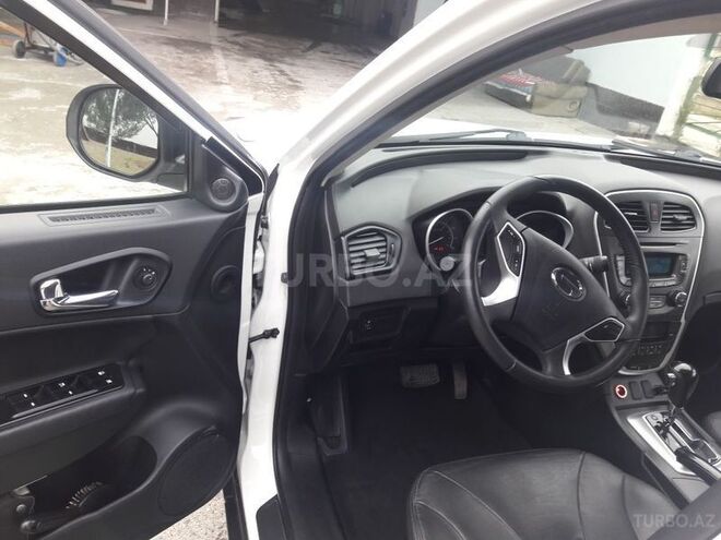 GAC Trumpchi GS5 2015, 42,500 km - 2.0 l - Bakı