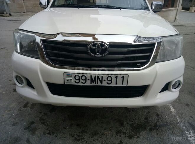 Toyota Hilux 2011, 180,000 km - 2.5 l - Bakı