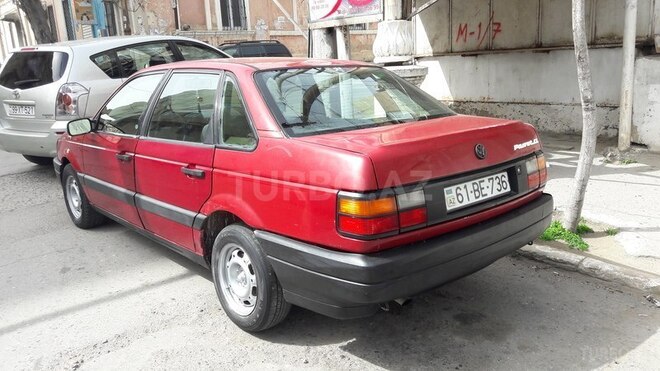 Volkswagen Passat 1991, 276,000 km - 1.8 l - Bakı