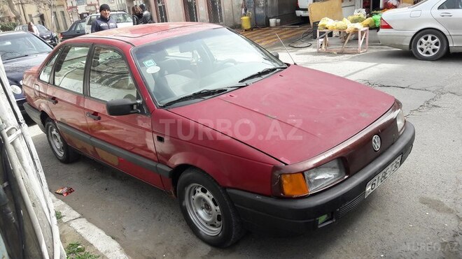 Volkswagen Passat 1991, 276,000 km - 1.8 l - Bakı