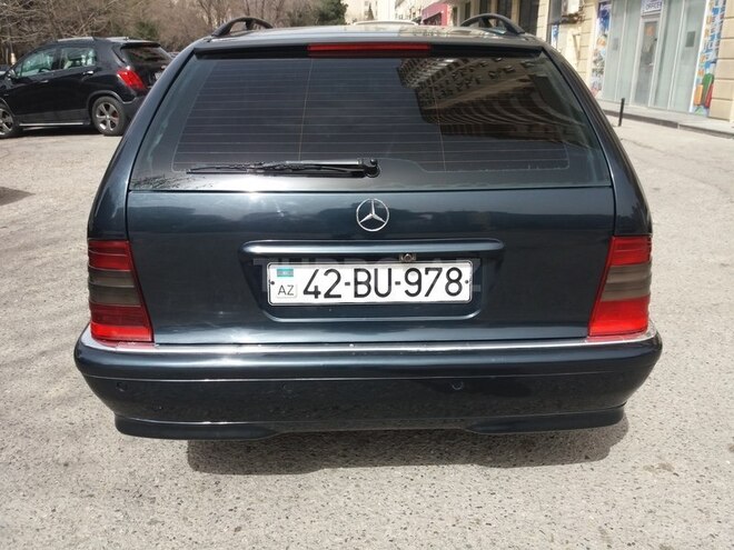 Mercedes C 220 1998, 318,000 km - 2.2 l - Bakı