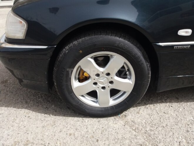 Mercedes C 220 1998, 318,000 km - 2.2 l - Bakı