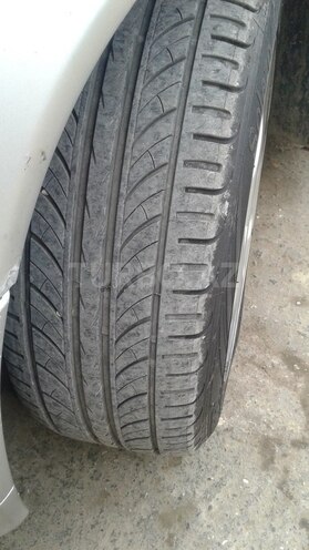 Mercedes E 220 2000, 328,524 km - 2.2 l - Sumqayıt