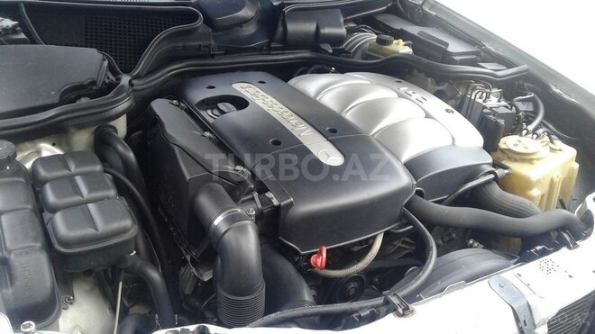 Mercedes E 220 2000, 328,524 km - 2.2 l - Sumqayıt