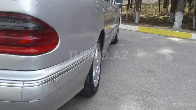 Mercedes E 220 2000, 328,524 km - 2.2 l - Sumqayıt