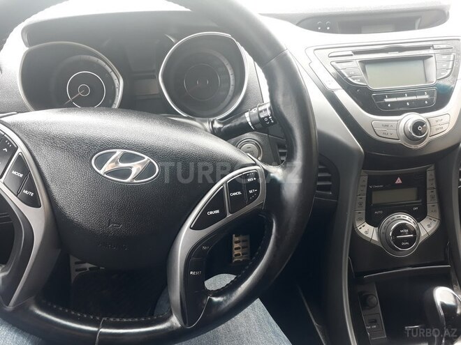 Hyundai Elantra 2013, 68,000 km - 1.8 l - Naxçıvan