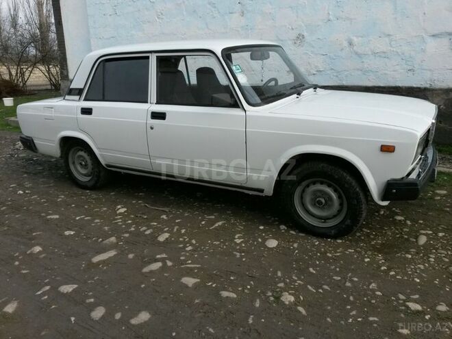 LADA (VAZ) 2107 2007, 135,000 km - 1.6 л - Qusar