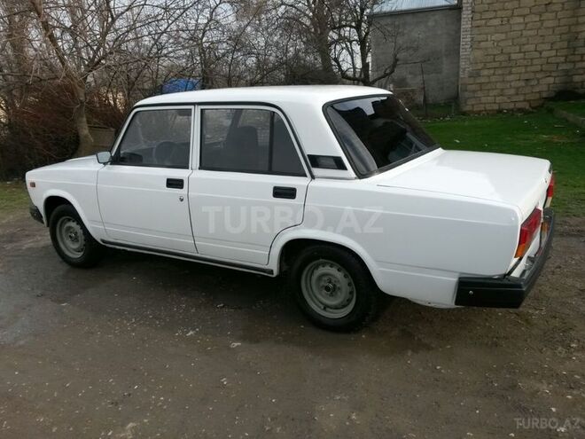 LADA (VAZ) 2107 2007, 135,000 km - 1.6 л - Qusar