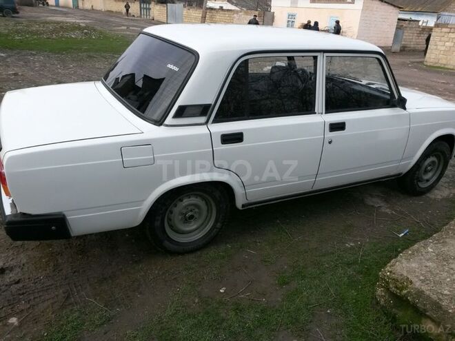LADA (VAZ) 2107 2007, 135,000 km - 1.6 л - Qusar