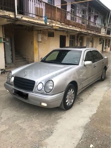 Mercedes E 230 1997, 342,000 km - 2.3 l - Bakı