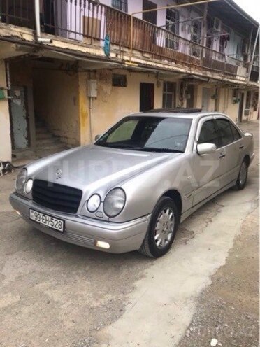 Mercedes E 230 1997, 342,000 km - 2.3 l - Bakı