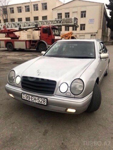Mercedes E 230 1997, 342,000 km - 2.3 l - Bakı