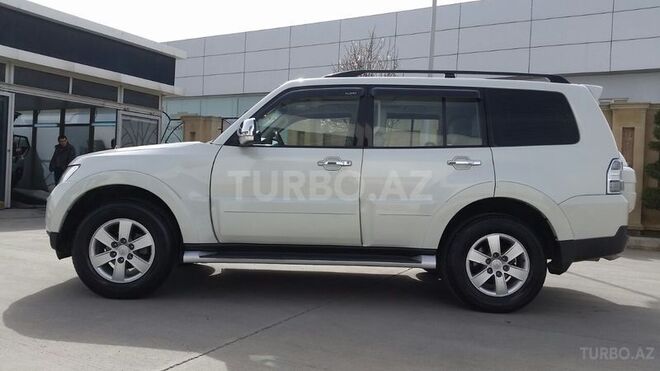 Mitsubishi Pajero 2008, 196,200 km - 1.9 l - Bakı
