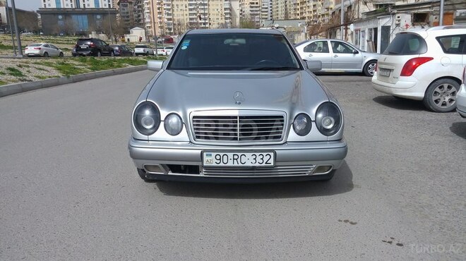 Mercedes E 230 1997, 280,000 km - 2.3 l - Bakı