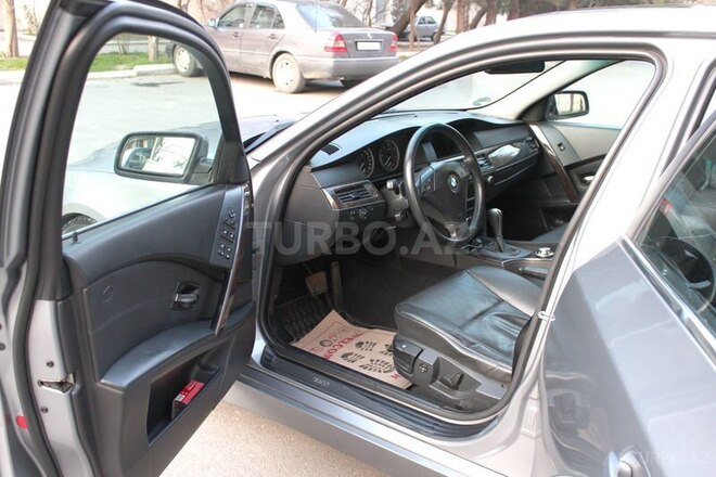 BMW 530 2004, 228,000 km - 3.0 l - Bakı