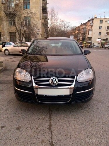 Volkswagen Jetta 2010, 137,000 km - 1.6 l - Bakı