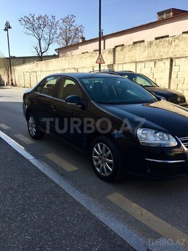 Volkswagen Jetta 2010, 137,000 km - 1.6 l - Bakı