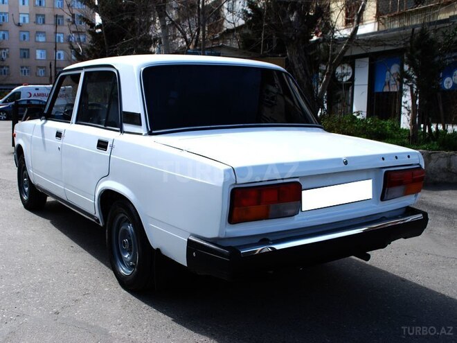 LADA (VAZ) 2107 2005, 256,000 km - 1.6 l - Bakı