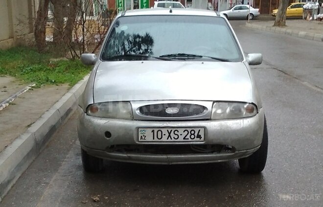 Ford Fiesta 1996, 36,700 km - 1.3 l - Bakı