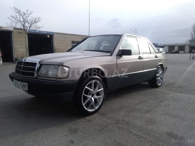 Mercedes 190 1991, 324,316 km - 1.8 l - Sumqayıt