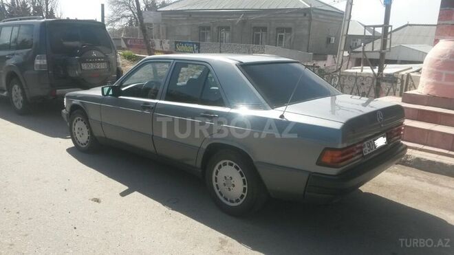 Mercedes 190 1991, 260,000 km - 1.8 l - Bakı