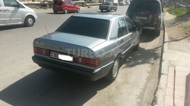 Mercedes 190 1991, 260,000 km - 1.8 l - Bakı