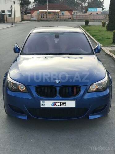 BMW M5 2006, 100,000 km - 5.0 l - Zaqatala