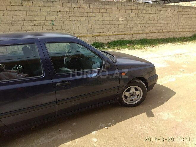 Volkswagen Golf 1992, 330,000 km - 2.0 л - Bakı