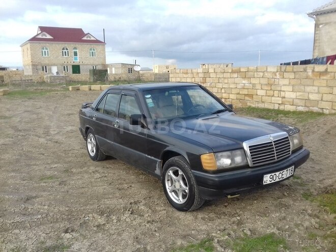 Mercedes 190 1991, 412,263 km - 2.0 l - Salyan