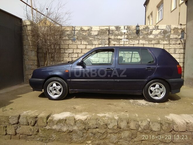 Volkswagen Golf 1992, 330,000 km - 2.0 л - Bakı