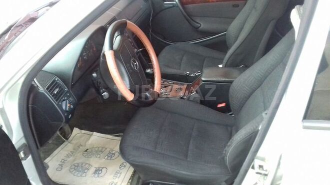 Mercedes C 220 1999, 294,316 km - 2.2 l - Bakı
