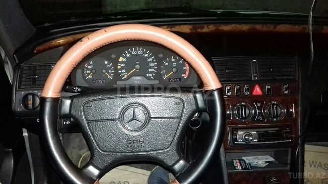Mercedes C 220 1999, 294,316 km - 2.2 l - Bakı
