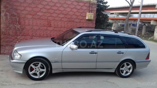 Mercedes C 220 1999, 294,316 km - 2.2 l - Bakı