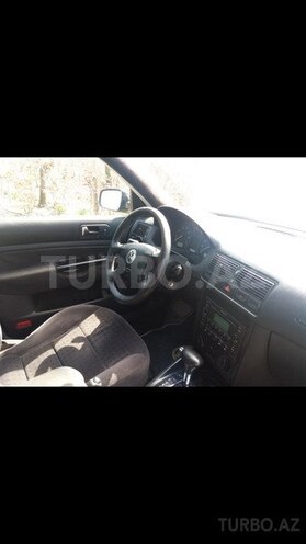 Volkswagen Golf 2002, 243,000 km - 2.0 l - Bakı
