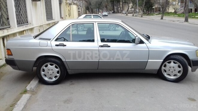 Mercedes 190 1990, 333,366 km - 2.0 l - Bakı