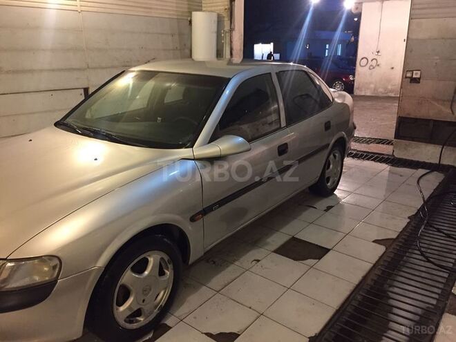 Opel Vectra 1997, 236,000 km - 1.8 l - Bakı